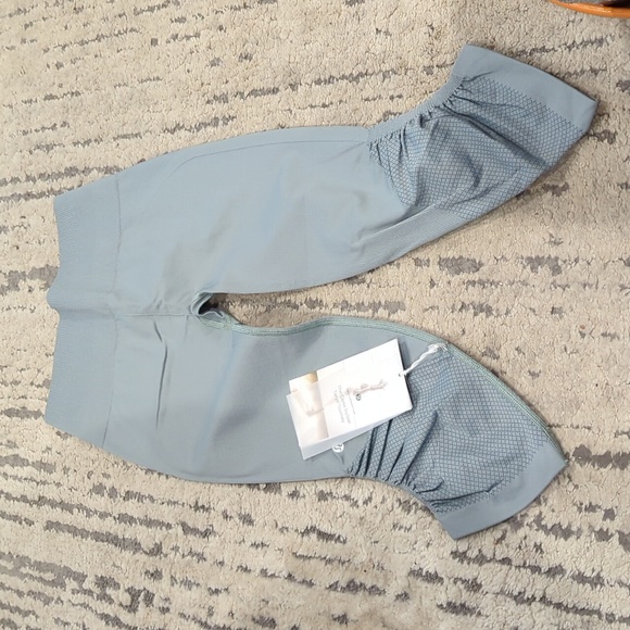 NWT Lululemon Awakening Crop *Taryn Toomey Collection 17" Earl Grey - Picture 12 of 12